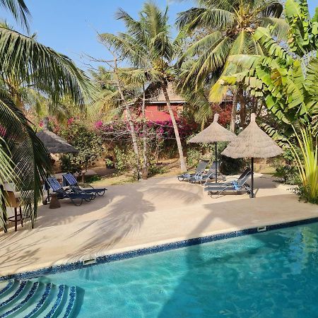 Le Souimanga Bleu Saly Acomodação com café da manhã Exterior foto