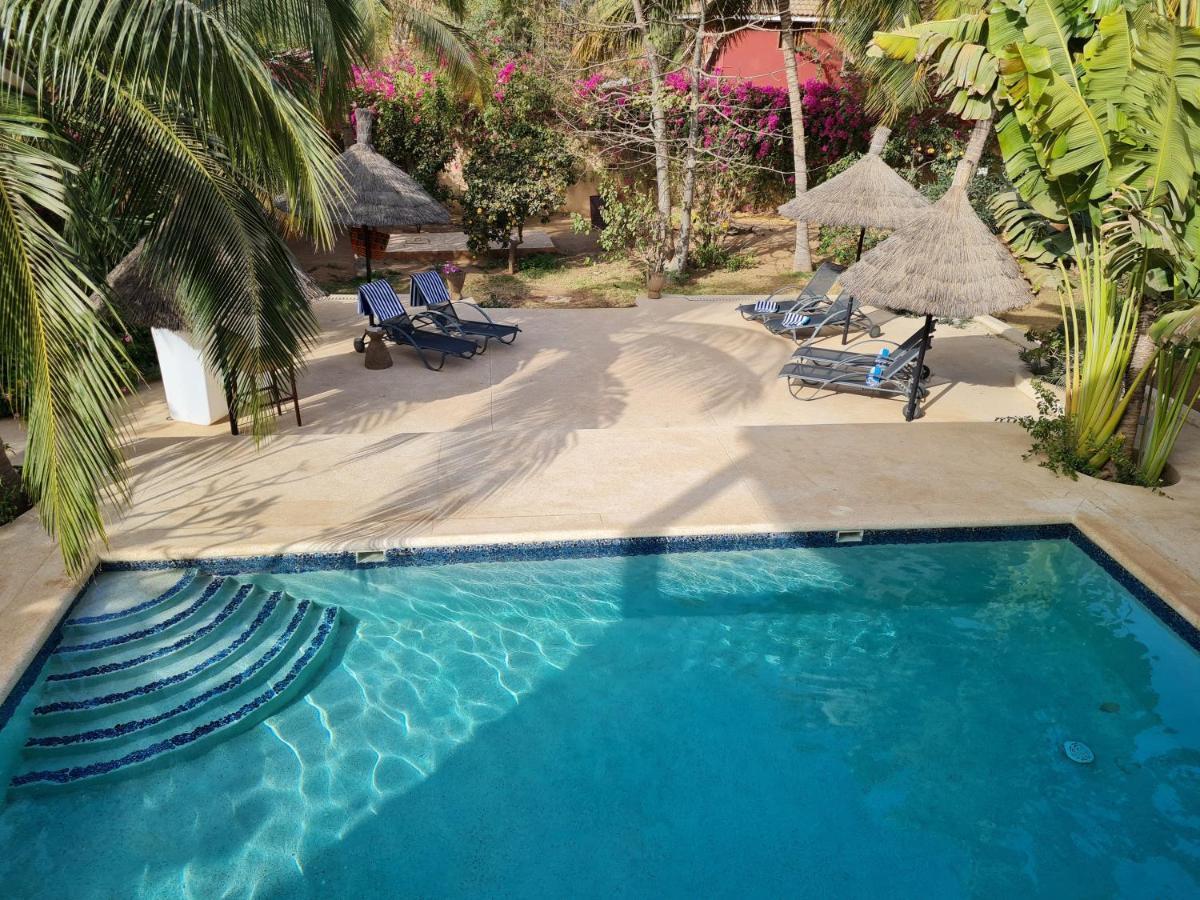 Le Souimanga Bleu Saly Acomodação com café da manhã Exterior foto